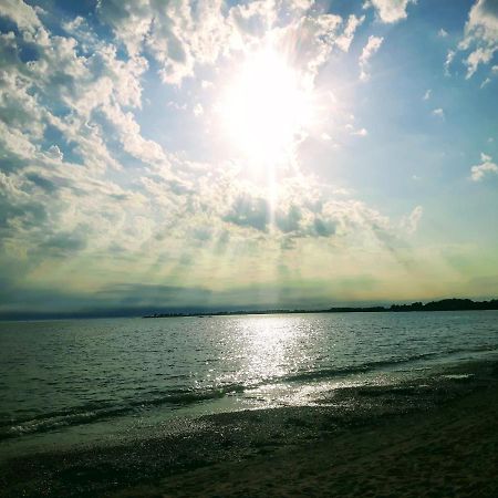 Ty Betahon - 200M De La Plage Ambon Exteriör bild